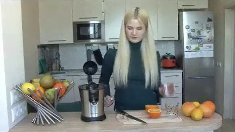 Соковыжималка для цитрусовых Kitfort KT-1107